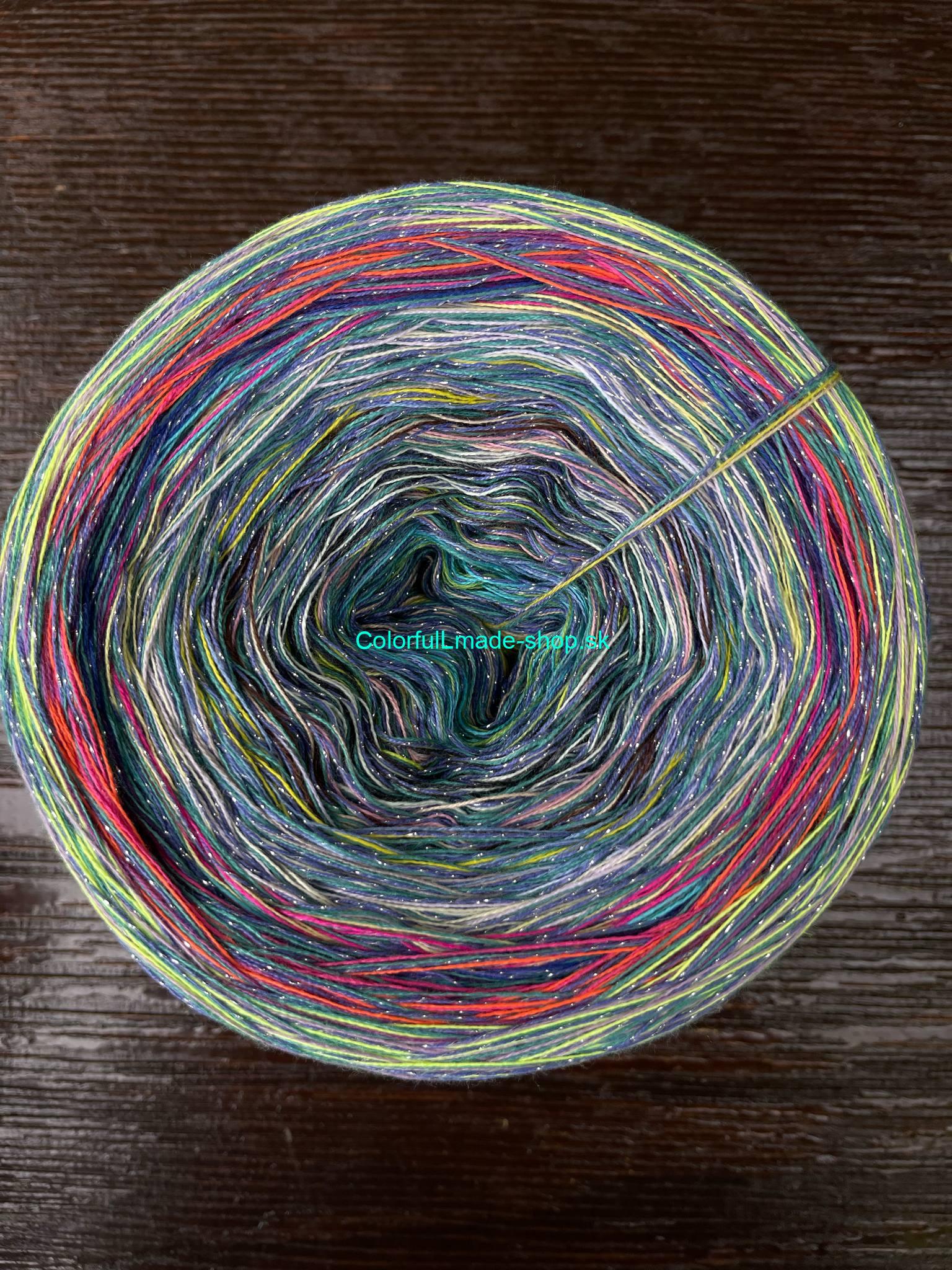Crazy Colors 323 Magic Ball 4nitka/1500m GLITZ