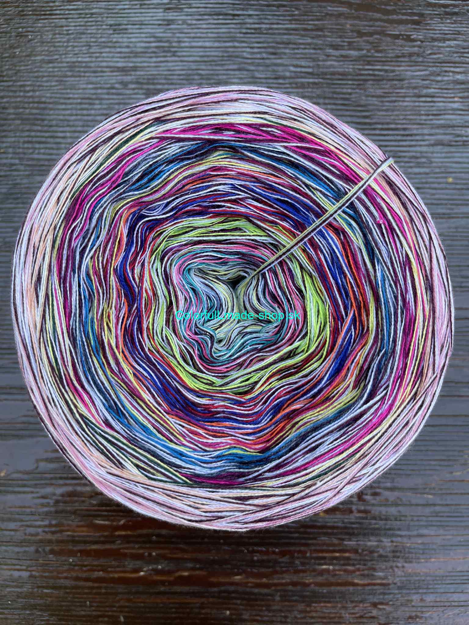 Crazy Colors 336 Magic Ball 4nitka/1500m